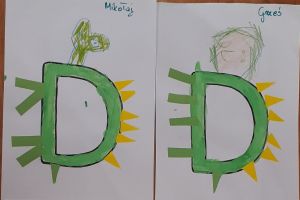 d jak dinozaur