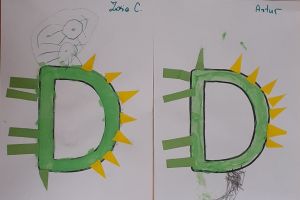d jak dinozaur
