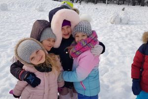zabawy na śniegu