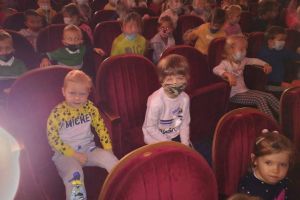 W teatrze