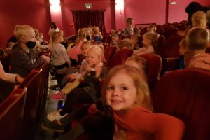 W teatrze