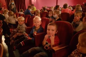W teatrze
