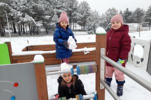 Zabawy na śniegu