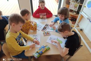 1- dzieci, dzień kobiet