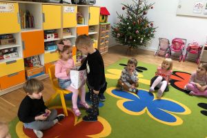 317708410_1241369993114063_6420911891742919050_n-urodziny,dzieci