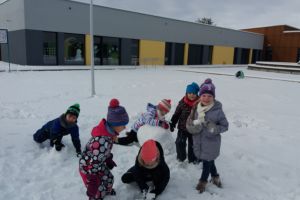 zabawy na śniegu 10