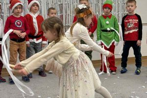 Przedstawienie i Warsztaty