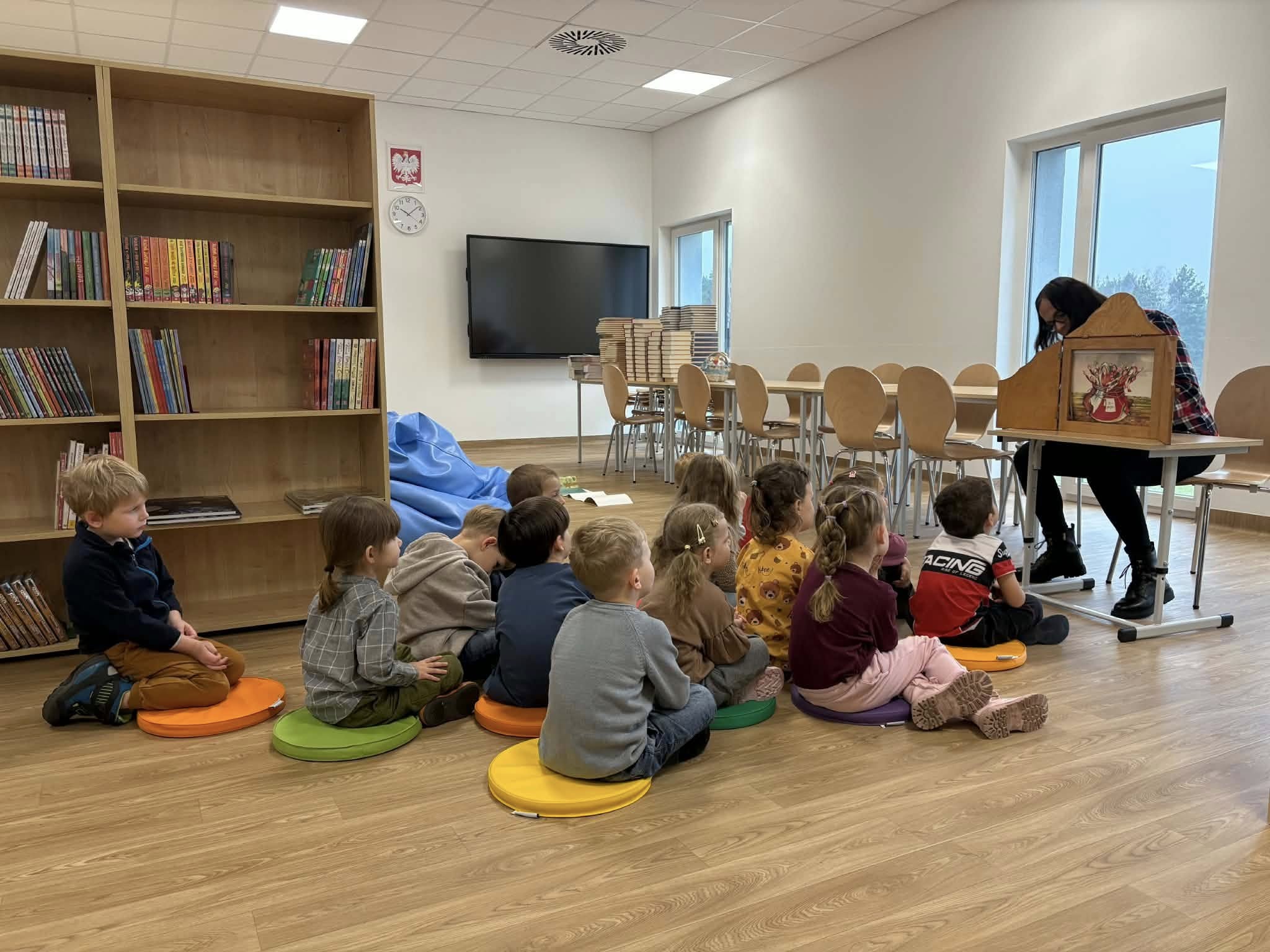 Wiewiórki w bibliotece