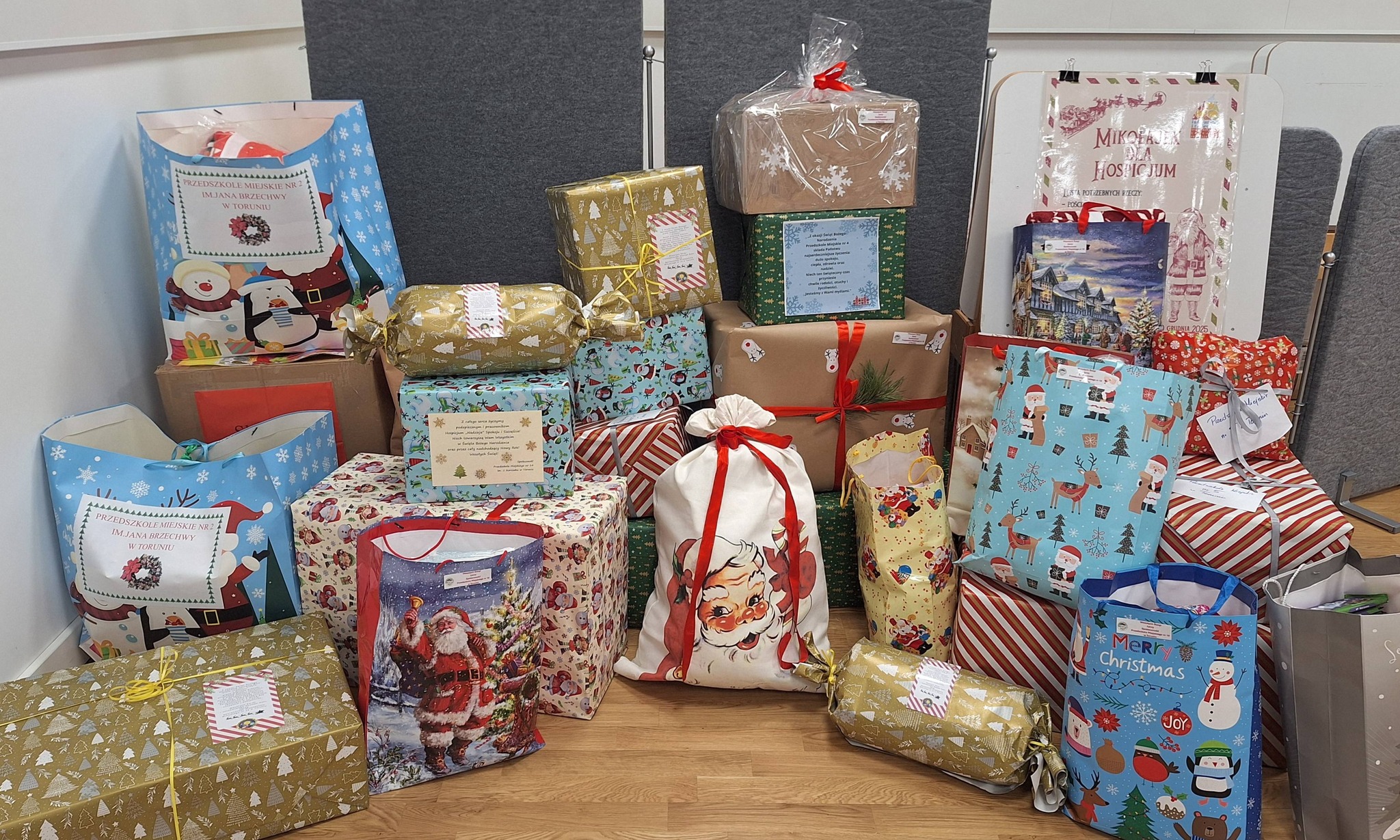 Zbiórka "Mikołajek dla Hospicjum"