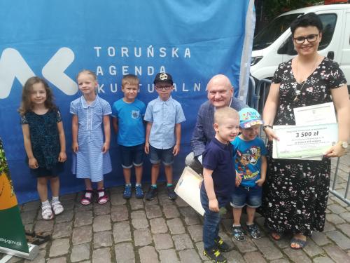 Przedszkole Miejskie nr 18 laureatem konkursu "Zbieramy makulaturę"
