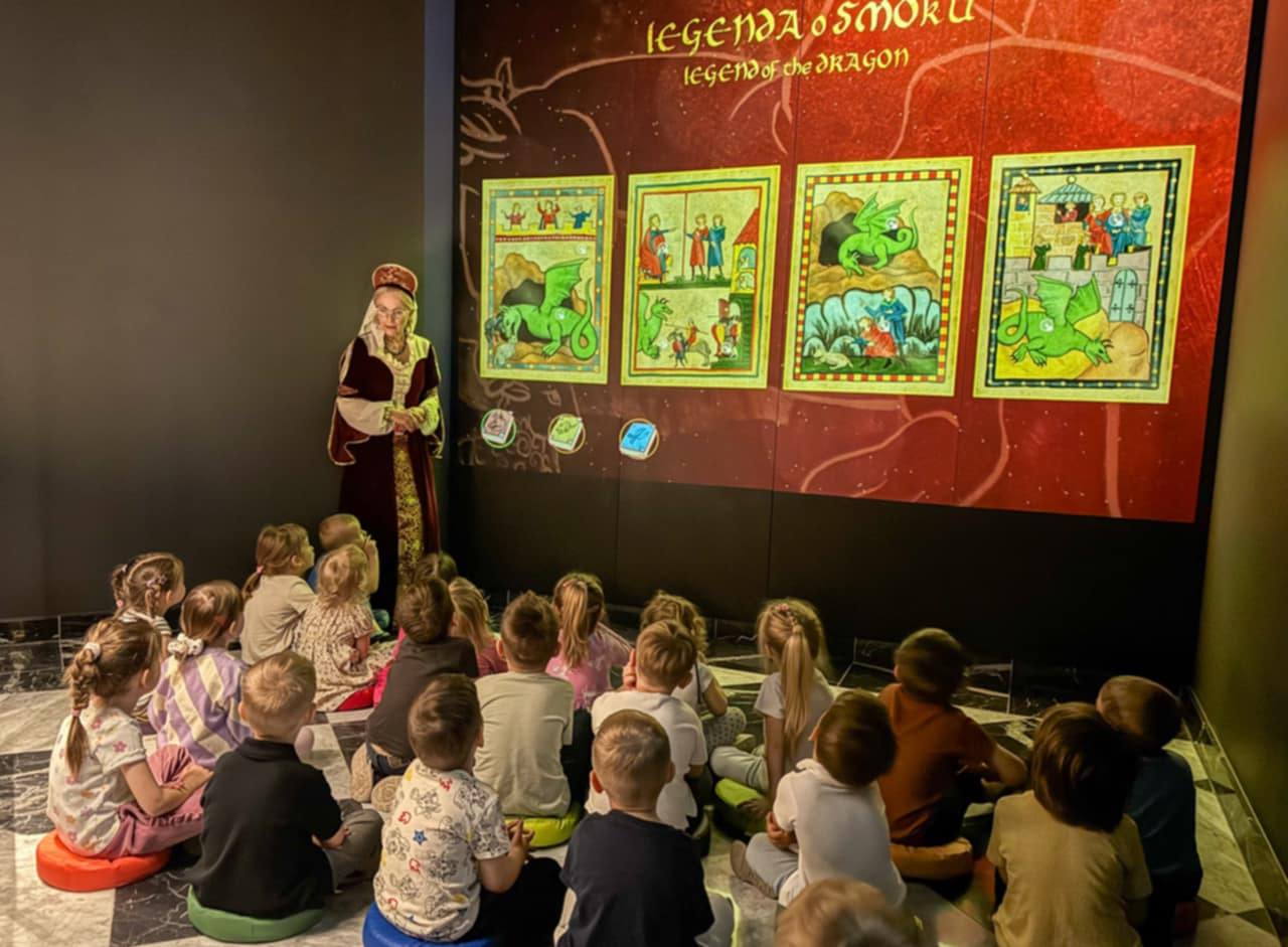 Żabki w Muzeum "Pamięć i Tożsamość"